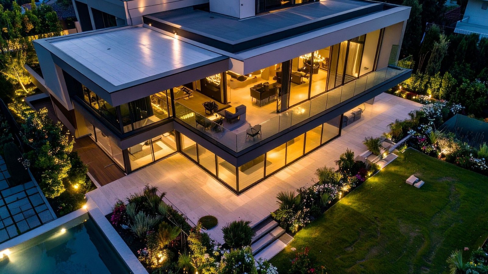 Analyzing real estate investment returns